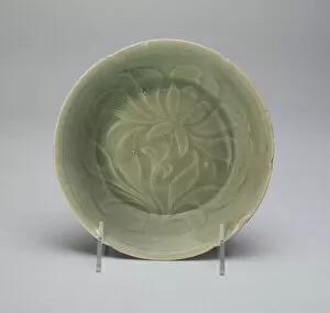Korea Gallery: Bowl with Stylized Flowers and Leaves, Korea, Goryeo dynasty (918-1392)