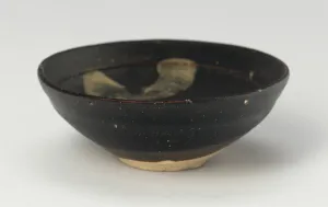 Bowl with Zigzag Strokes, Southern Song or Yuan dynasty, 12th/14th century Bowl with Zigzag Strokes, Southern Song or Yuan dynasty, 12th/14th century