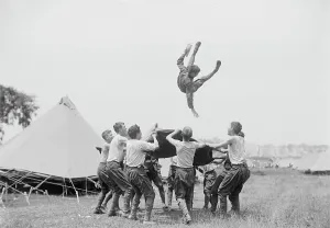 Trust Prints: Boy Scouts - Gettysburg, 1913. Creator: Bain News Service
