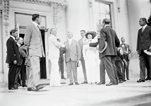 Boy Scouts Prints: Boy Scouts - Relay Race Starting At White House