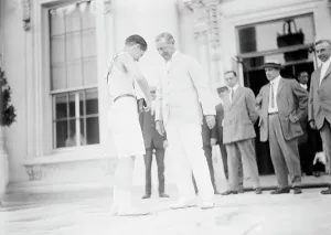 Boy Scouts Prints: Boy Scouts - Relay Race Starting At White House