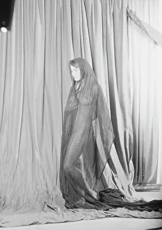 Braggiotti, Francesca, Miss, 1927 Creator: Arnold Genthe