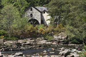 Stirling Prints: Breadalbane Folklore Centre, Killin, Scotland