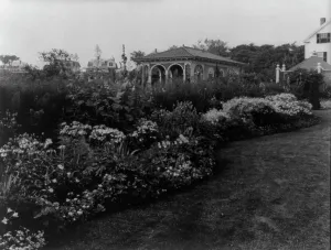 Breaknolle, estate of Mrs. George M. Studebaker, Little Boar's Head, New Hampshire, c1920. Creator: Frances Benjamin Johnston