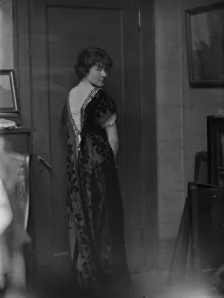 Interiors Prints: Breckenfeld, Meta, Miss, portrait photograph, 1913. Creator: Arnold Genthe