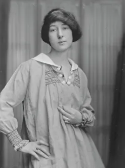 Smocking Prints: Breese, Sydney, Mrs. portrait photograph, 1916. Creator: Arnold Genthe