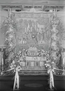 Arrangement Prints: Breese wedding, portrait photograph, 1915. Creator: Arnold Genthe
