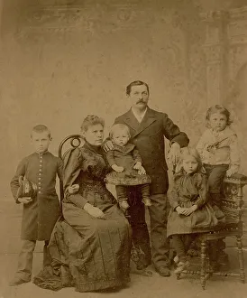 Briner Yuliy Ivanovich with his wife Natalya Iosifovna, sons Leonid, Felix, Boris and... 1892. Creator: Unknown
