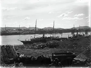 1906 Prints: Brisbane River - Victoria Bridge looking North West, steam yacht S.S
