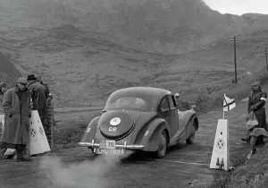 1952 Prints: Bristol 400 driven by L.Potter on the 1952 R.A.C Rally