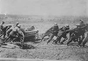 British & captured German Gun near Wytschaete, 10 Jun 1917. Creator: Bain News Service. British & captured German Gun near Wytschaete, 10 Jun 1917. Creator: Bain News Service