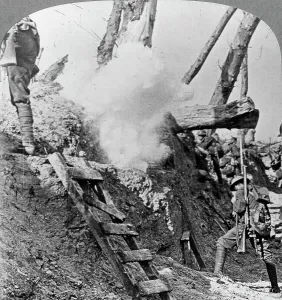 West Vlaanderen Prints: British troops going over the top