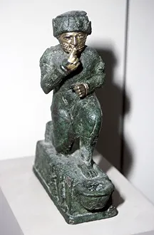 Bronze figurine of a kneeling worshipper, Larsa, 2nd millenium BC