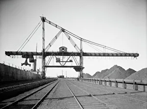 Hoist Prints: Brown electric hoist, unloading ore, Buffalo, N.Y. c1908. Creator: Unknown