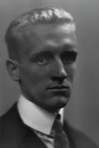 Starched Collar Prints: Brown, Richard C. Mr. portrait photograph, 1913. Creator: Arnold Genthe