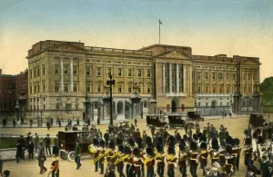 Military Band Prints: Buckingham Palace, London, c1915. Creator: Unknown