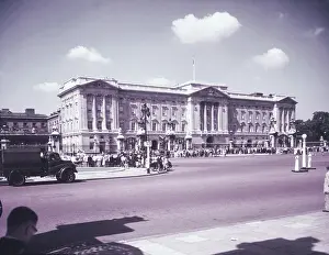 Buckingham Palace, London, c1955. Creator: Arthur Charles Kirby Ware