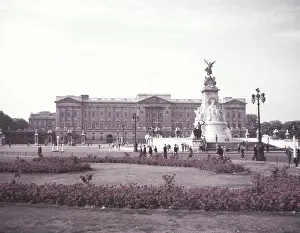 Flower Beds Prints: Buckingham Palace, London, c1955. Creator: Arthur Charles Kirby Ware