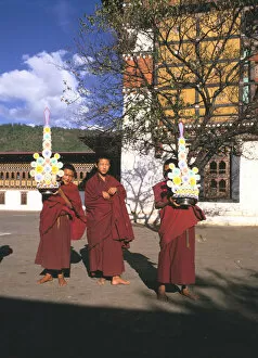 Bhutanese Collection: Buddhist monks, Tashichho Dzong, Thimphu, Bhutan