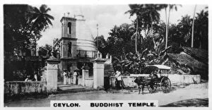 Images Dated 4th June 2007: Buddhist Temple, Ceylon, c1925