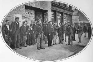 Construction Worker Prints: Builders men ready for work, London, c1900 (1901)