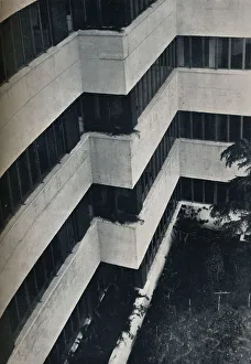 Richard Joseph Neutra Prints: A building by architect Richard Joseph Neutra (1892-1970)