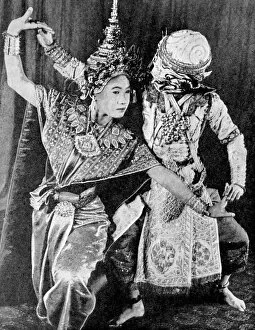 Peoples Of The World In Pictures Gallery: Burmese dancers, 1936. Artist: Fox