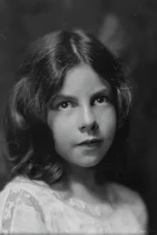 Young Girl Prints: Bush, Peggy, Miss, portrait photograph, 1914 Aug. 18. Creator: Arnold Genthe