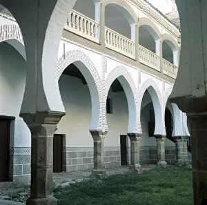 Images Dated 12th July 2018: Caceres Abadia Detalle Claustro Del Palacio De Sotofermoso Arte Mudejar