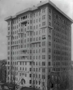 Dupont Circle Prints: Cairo Flats, Washington, D.C. between 1890 and 1950. Creator: Frances Benjamin Johnston