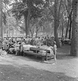 California Day, a picnic in town park on the Rogue River, Grants Pass, Oregon, 1939. Creator: Dorothea Lange