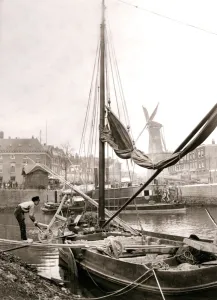 Freight Prints: Canal boat, Rotterdam, 1898. Artist: James Batkin
