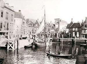 Dordrecht Gallery: Canal yard, Dordrecht, Netherlands, 1898.Artist: James Batkin