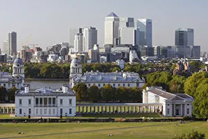 Office Building Collection: Canary Wharf from Greenwich Park, London, 2009