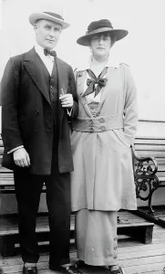 Capt. Beresford and Kitty Gordon, between c1910 and c1915. Creator: Bain News Service