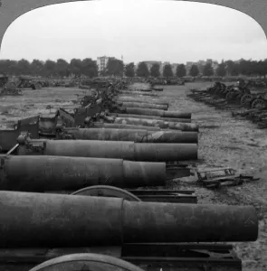 Gun Barrel Prints: Captured German guns, Brussels