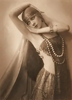 Jansson Prints: Carina Ari (1897-1970) in 'Ambras dance'