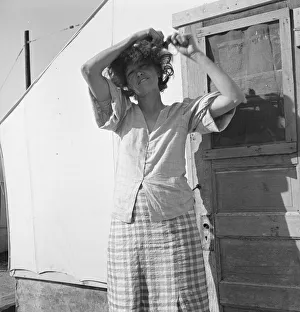 Tent City Collection: In a carrot pullers camp near Holtville, Imperial Valley, California, 1939. Creator: Dorothea Lange
