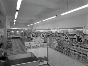 Barnsley Prints: Cash and carry interior, Goldthorpe, South Yorkshire, 1960. Artist: Michael Walters