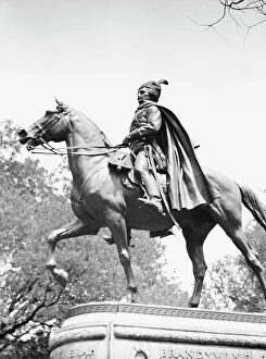 Cavalry Collection: Casimir Pulaski - Equestrian statues in Washington, D.C., between 1911 and 1942