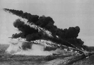 Flamethrower Prints: Ce que L'ennemi a Voulu; Une diabolique invention allemande que les allies ont du adopter