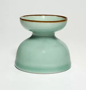 Celadon Gallery: Celadon-Glazed Vase (Zhadou), Qing dynasty (1644-1911), 18th / 19th century