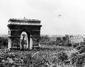 Jubilant Collection: Celebrating the liberation of Paris, 26 August 1944
