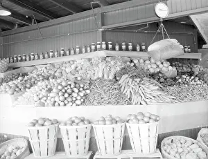 Center Market, Washington, D.C. 1936. Creator: Dorothea Lange