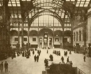 Concourse Prints: Central Hall, Pennsylvania Station, New York (Pennsylvania Railroad Company), 1930