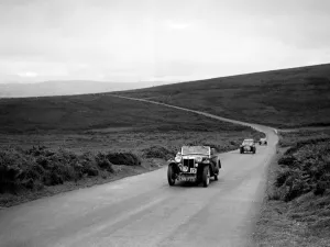 CH Richardsons MG PB ahead of a Singer B37 at the MCC Torquay Rally, July 1937