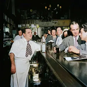 Bill Gottlieb Prints: Charlie's Tavern, New York, N