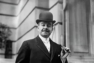 Chas. W. Murphy holding cigar, 1910. Creator: Bain News Service