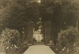 Gates Prints: Chateau near Paris, Pavilion Colombe, St