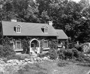 Dormer Window Prints: Chelmsford, Elon Huntington Hooker house